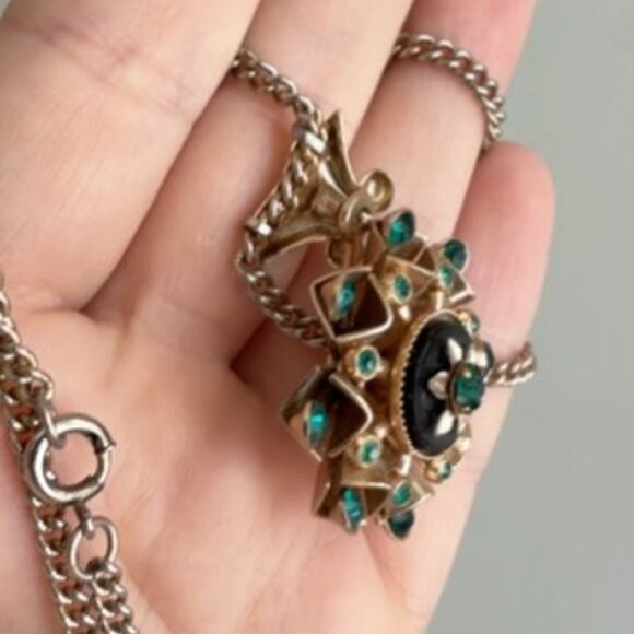 Vintage Stunning Coro Emerald Green Rhinestone Flower Necklace - Picture 3 of 9